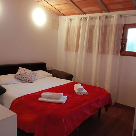 Casa Rural Ana Maria Ain Ahin المظهر الخارجي الصورة
